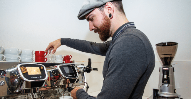 Onze Coffee Technology Engineer over het geheim achter de beste in-cup kwaliteit van koffie
